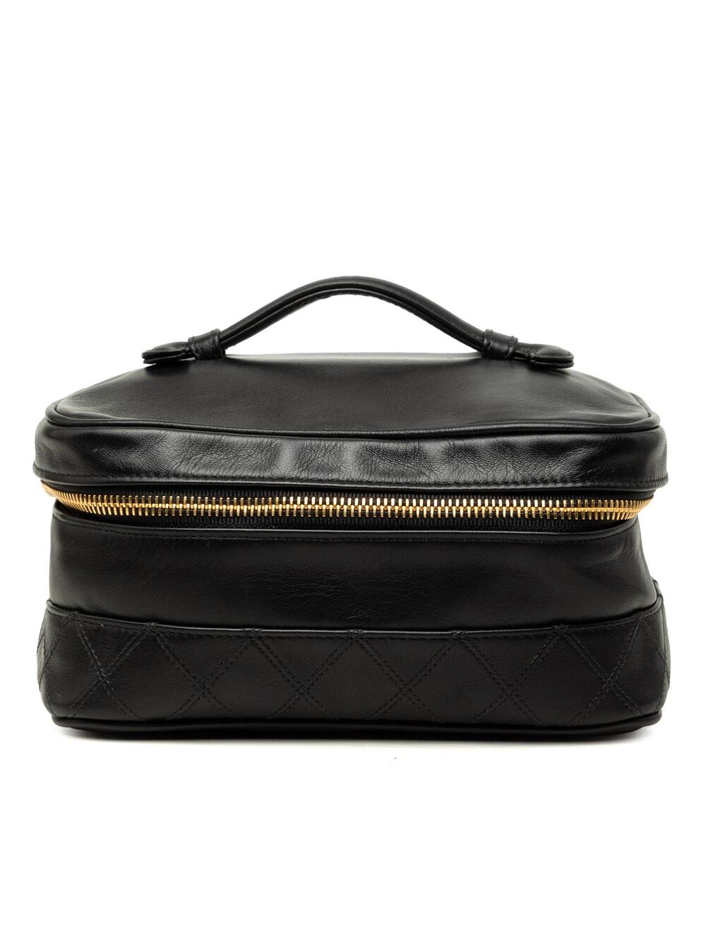 Chanel Cc Quilted Lambskin Vanity Bag #344664C65B